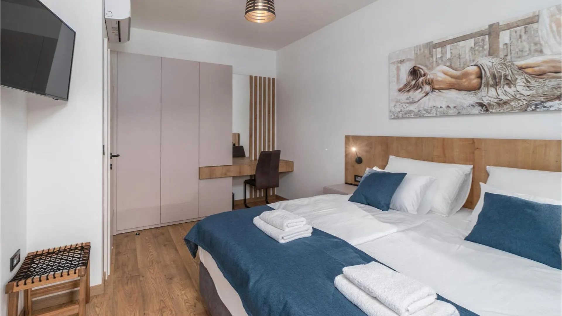 Holiday home 4 Bedroom Stunning Home In Lopar